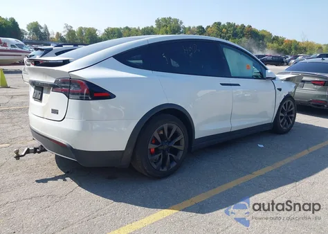 2023 Tesla Model X Plaid Tri Motor All-Wheel Drive z USA, uszkodzony, nr VIN 7SAXCBE60PF428146